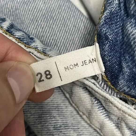 PacSun Womens 28 Mom Jeans Distressed Light Wash Daisy Embroidery - Picture 5 of 9